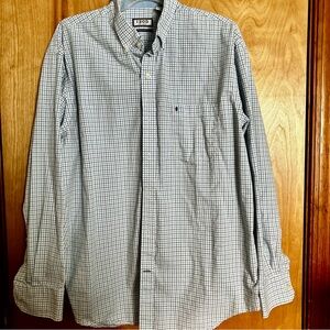 Izod Button Down Shirt in Excellent/Clean Condition